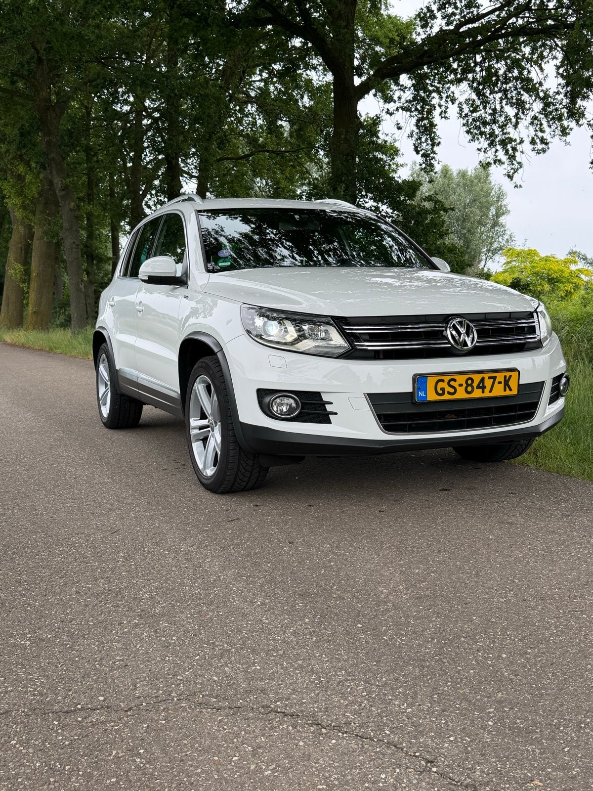 Volkswagen Tiguan Lounge 1.4 TSI 160 pk TREKHAAK 1.800 kg, Auto's, Voorwielaandrijving, 15 km/l, 1800 kg, Zwart
