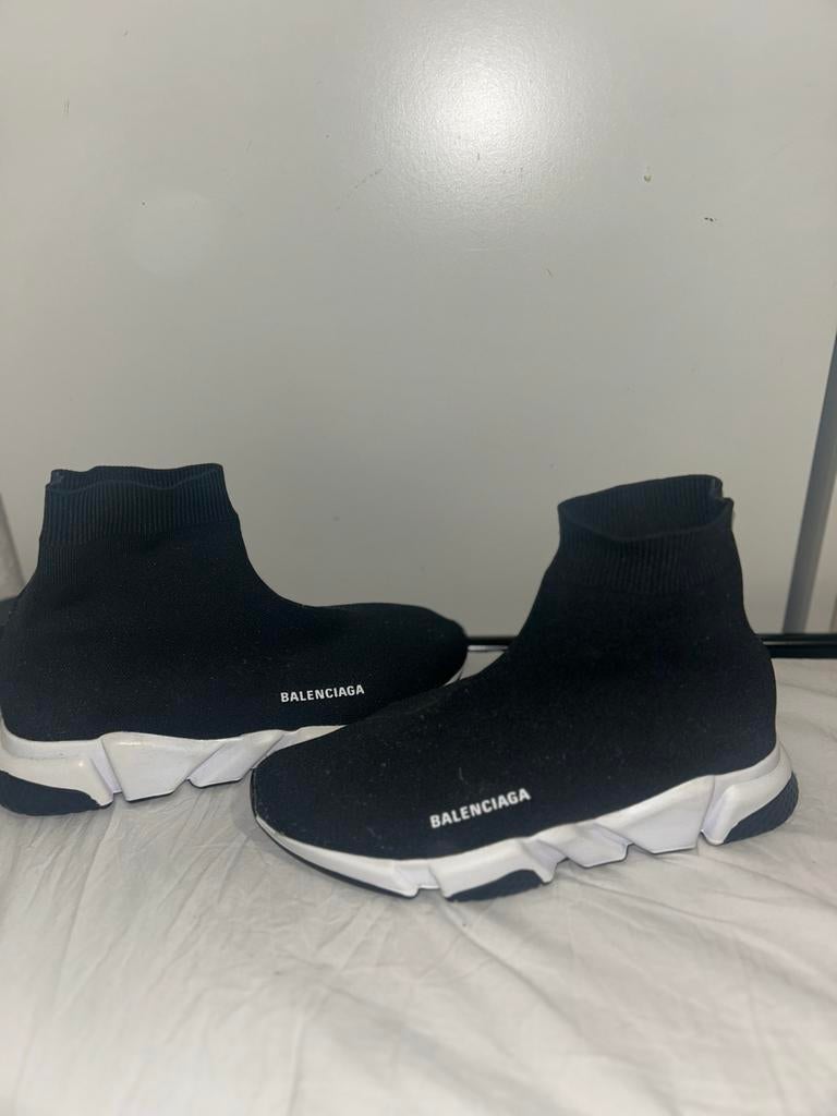 Balenciaga sokken zwart met witte zolen maat 43, Kleding | Heren, Schoenen, Ophalen of Verzenden, Nieuw, Zwart, Sneakers of Gympen