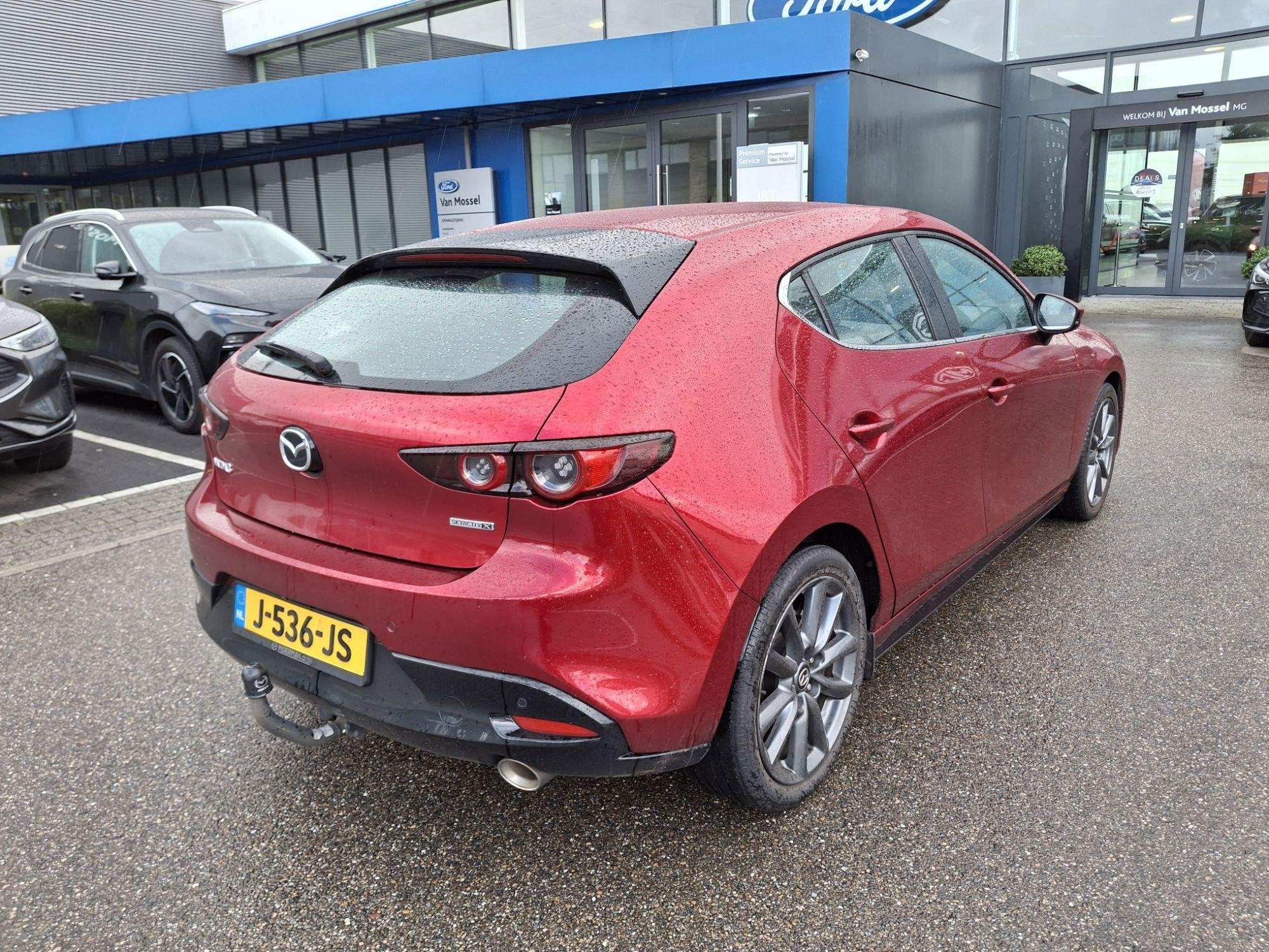 Mazda 3 2.0 e-SkyActiv-X M Hybrid 180 Comfort met Bose, Voorwielaandrijving, Stof, Gebruikt, 4 cilinders