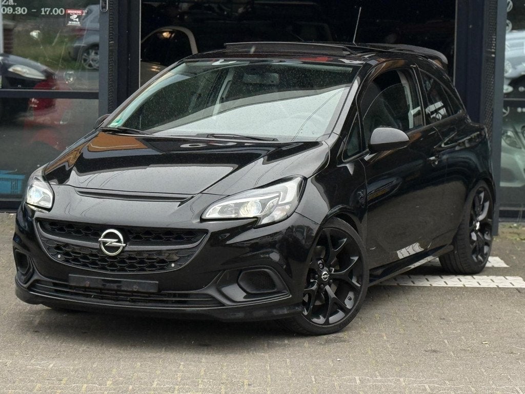 Opel Corsa 1.6 Turbo OPC PANO/RECARO/KW3/STUURVRM/STLVRM/PDC, 1203 kg, Gebruikt, Zwart, 4 cilinders