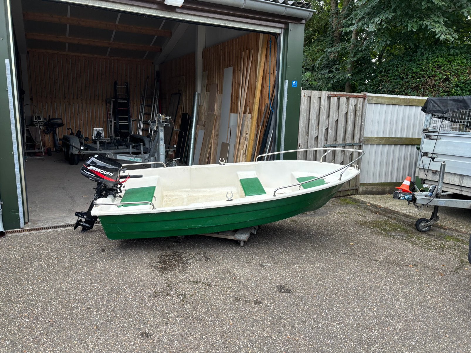 Leuk klein bootje, Ophalen, Gebruikt, 5 pk, 1 m