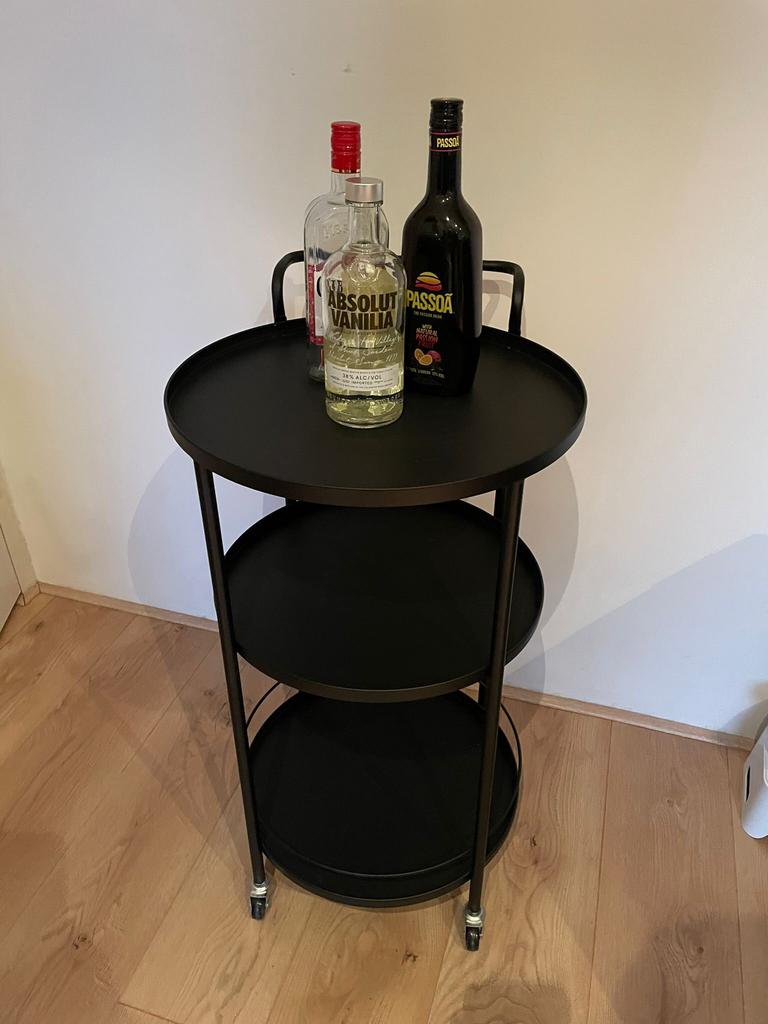 Bar cart bar tafel zwart metaal, Ophalen, 50 tot 100 cm, Zo goed als nieuw, Metaal