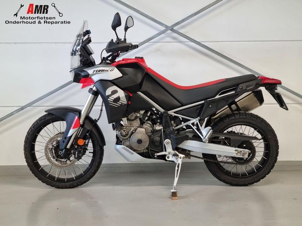 APRILIA TUAREG 660 (bj 2022), 2 cilinders, Motorrijbewijs A, Bedrijf, Onbekend