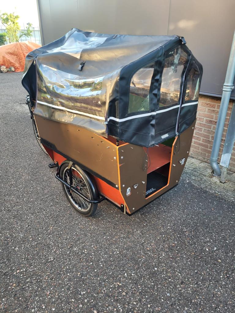 Babboe max E bakfiets opbouw, Ophalen, Zo goed als nieuw, 4 kinderen of meer, Huif