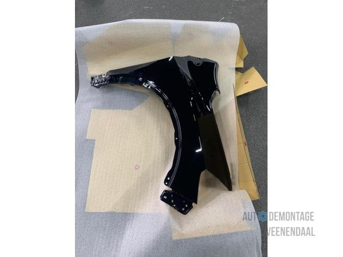 Scherm rechts-voor van een Suzuki SX-4, -, -, Nieuw, Ophalen of Verzenden