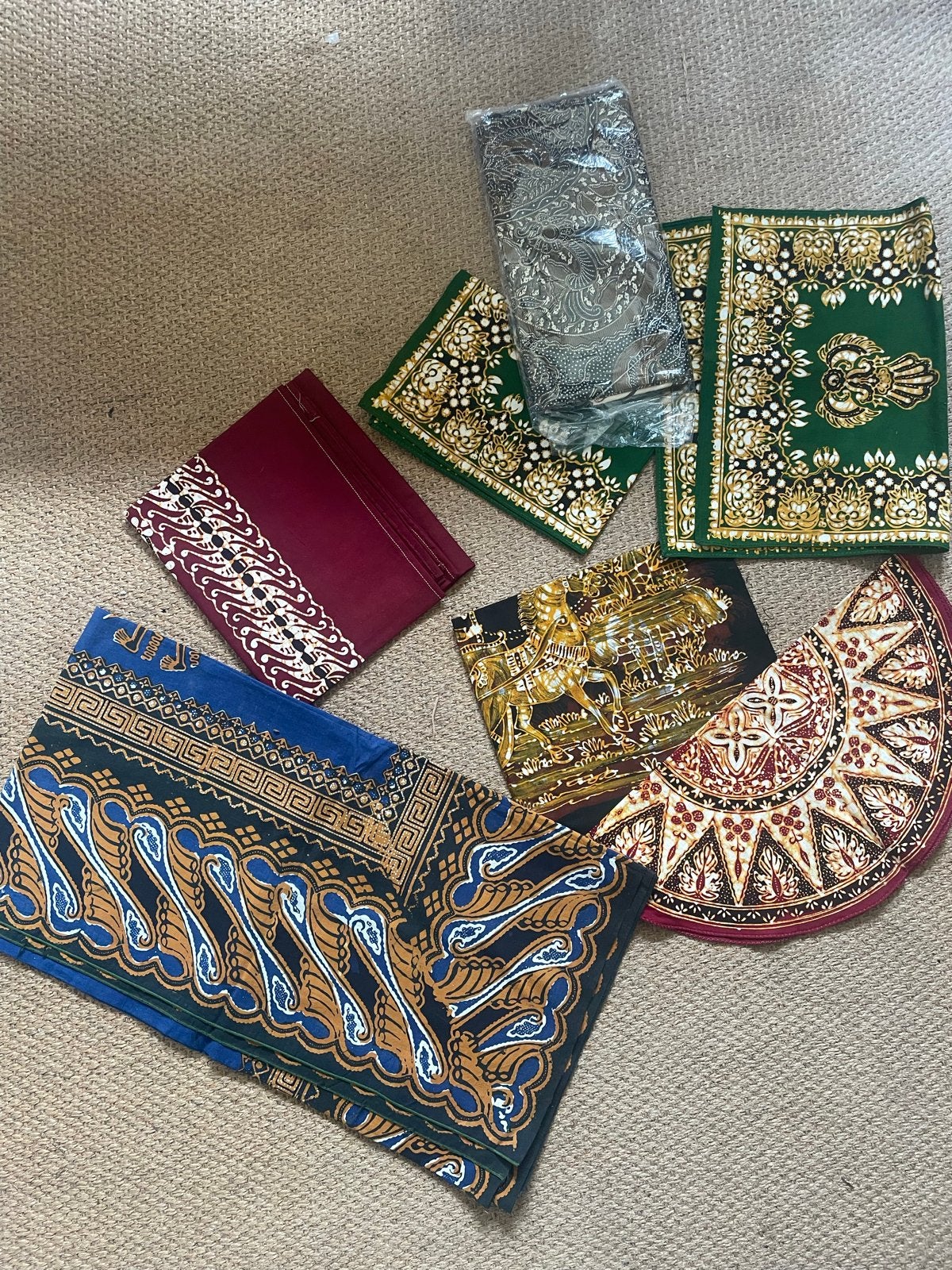 Diverse Batik Stoffen en Sjaals - Nieuw en Gebruikt, Ophalen of Verzenden, Zo goed als nieuw, Overige typen