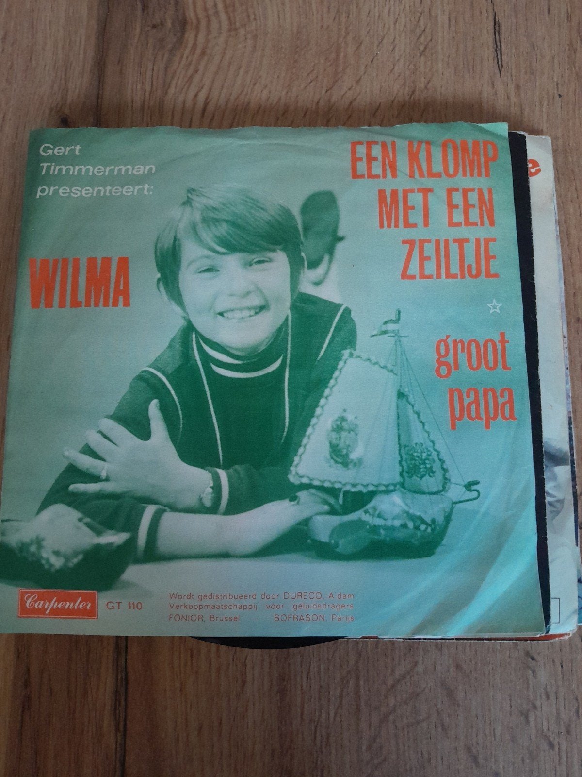 Wilma 7 inch een klomp met zeiltje, Ophalen of Verzenden, Zo goed als nieuw, Nederlandstalig