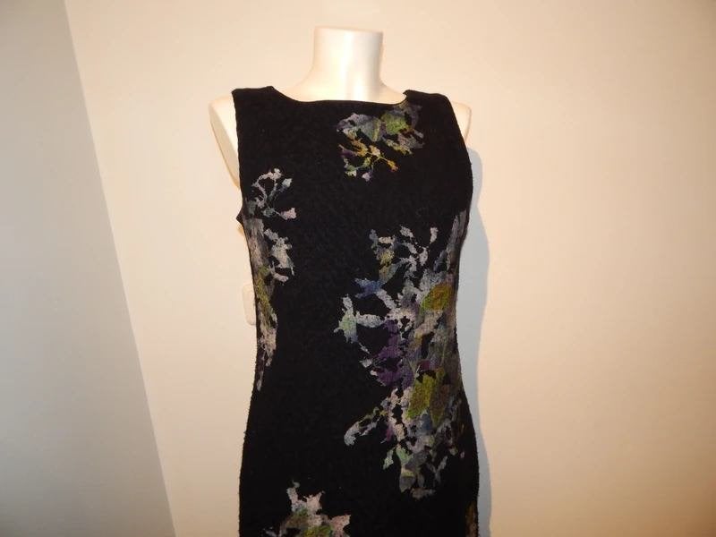 Marccain wollen jurk bloemen corsage motief rustige kleuren, Maat 38/40 (M), Zo goed als nieuw, Knielengte, Marccain