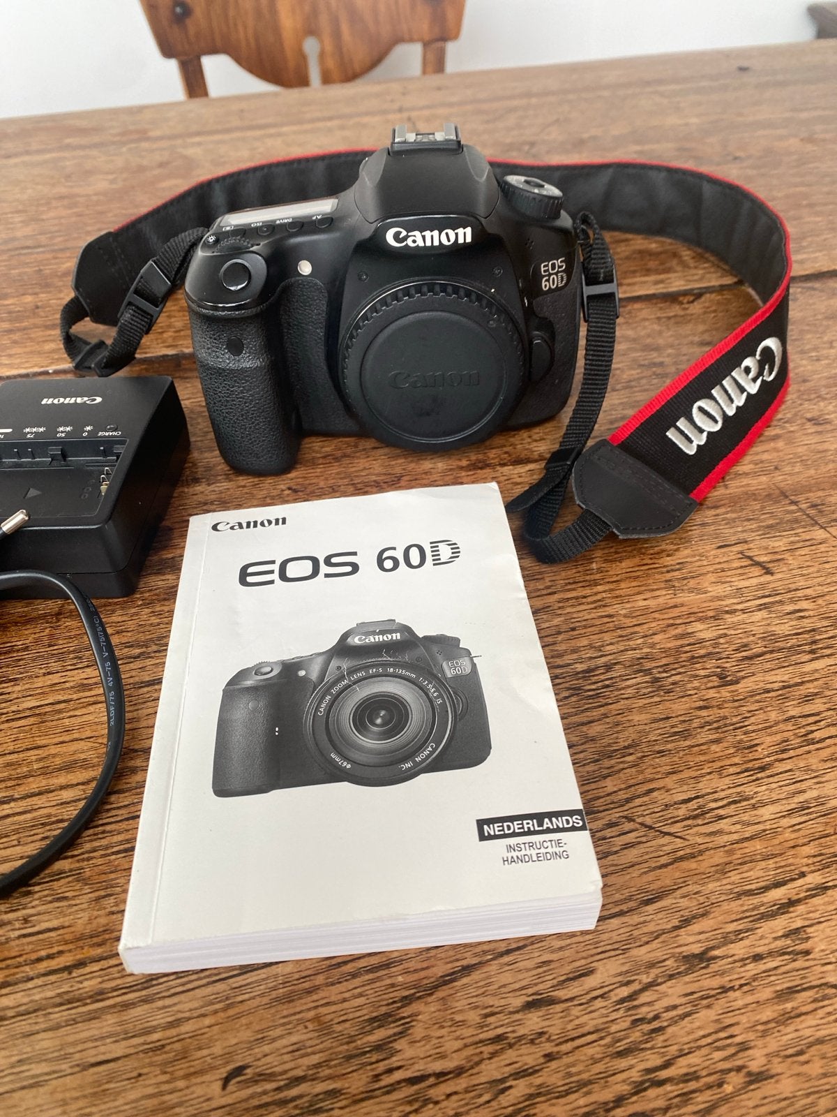 Canon EOS 60D Spiegelreflexcamera met accessoires, Audio, Tv en Foto, Fotocamera's Digitaal, Gebruikt, Spiegelreflex, Canon, Oplader