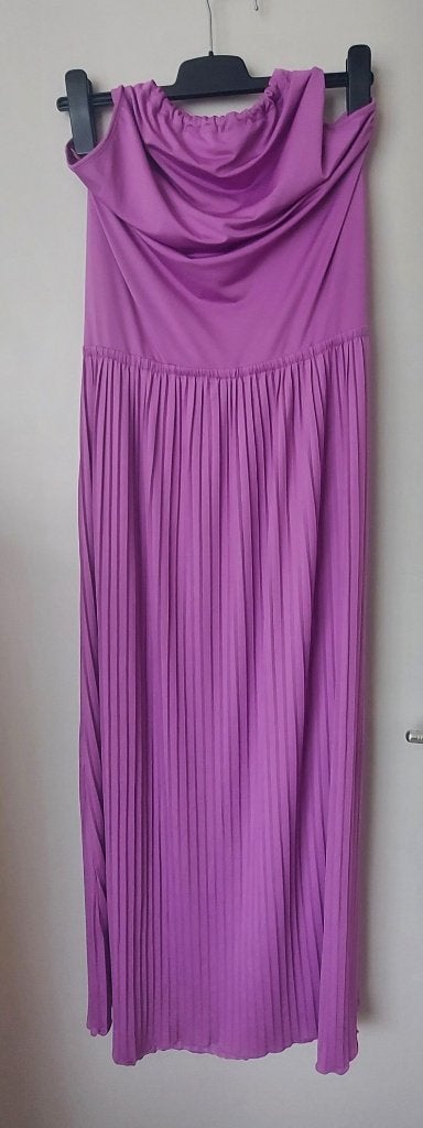Prachtige paarse geplooide maxi-jurk, maat 44, Kleding | Dames, Maat 42/44 (L), Ophalen of Verzenden, Zo goed als nieuw, Onder de knie