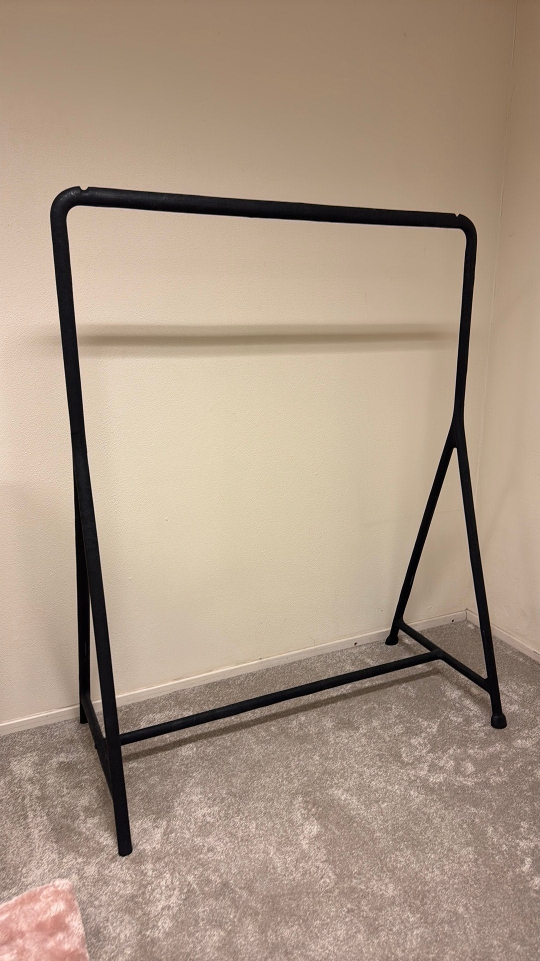 Ikea kledingrek nieuw, Ophalen, Zo goed als nieuw