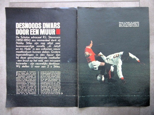 Artikel over Nobby Stiles uit feb 1967 - voetbal football, Ophalen of Verzenden, Gebruikt, Buitenlandse clubs, Boek of Tijdschrift
