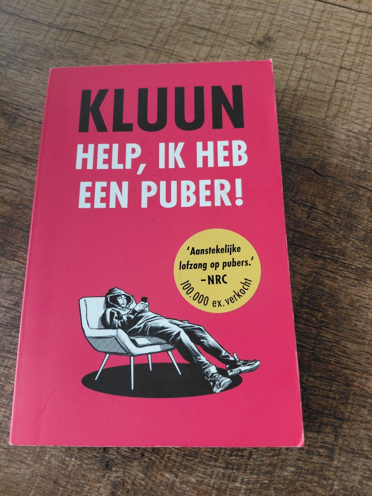 Kluun - Help, ik heb een puber!, Boeken, Ophalen of Verzenden, Gelezen, Opvoeding vanaf 10 jaar, Kluun