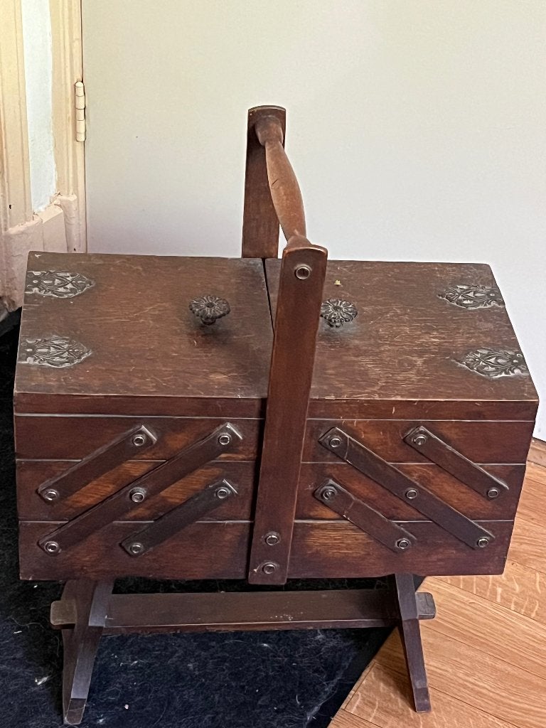 Eikenhouten naaibox, Ophalen, Gebruikt, Overige typen