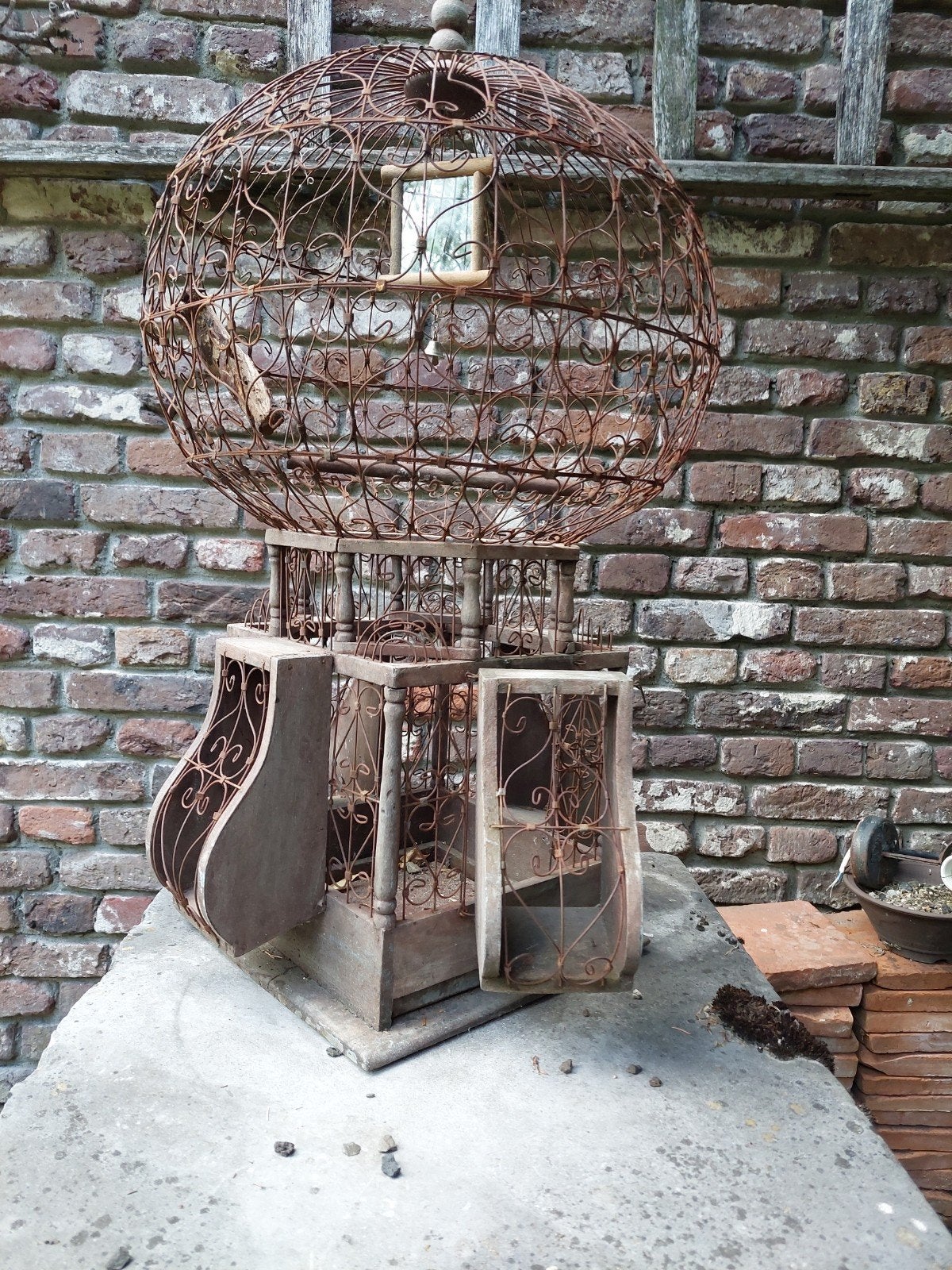Franse vogelkooi, Ophalen