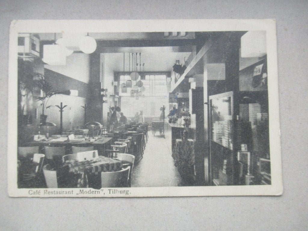 Tilburg - Interieur Restaurant Modern, Ophalen of Verzenden, 1920 tot 1940, Ongelopen, Noord-Brabant