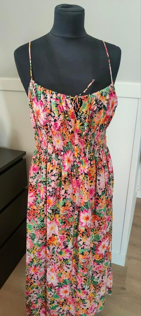 Zomerse bloemenjurk met spaghettibandjes, Kleding | Dames, Maat 38/40 (M), H&M, Overige kleuren, Ophalen of Verzenden