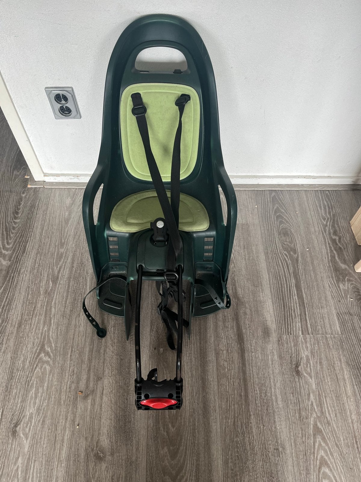 Groen achterzitje voor fiets - Gebruikt, Fietsen en Brommers, Ophalen, Achterzitje, 9 t/m 18 kg, Gebruikt