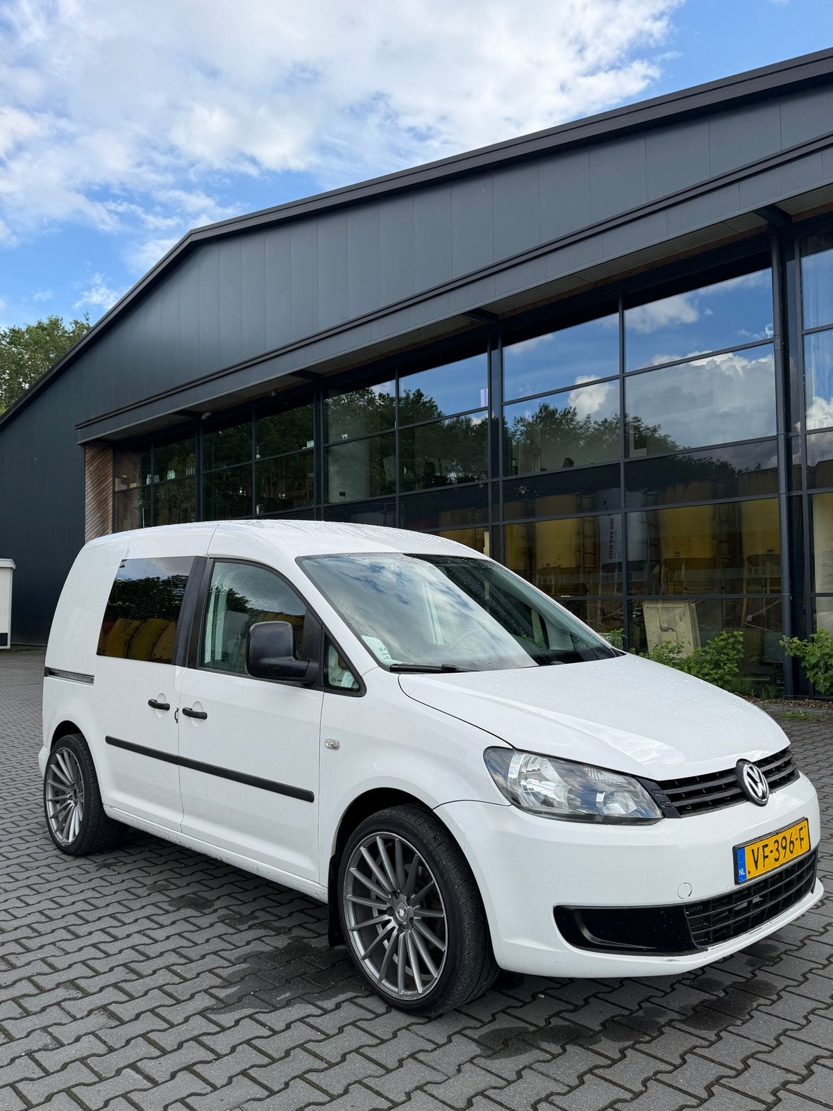 Volkswagen Caddy 1.6 D 55KW 2013, Auto's, 1380 kg, 74 pk, 4 cilinders, 700 kg