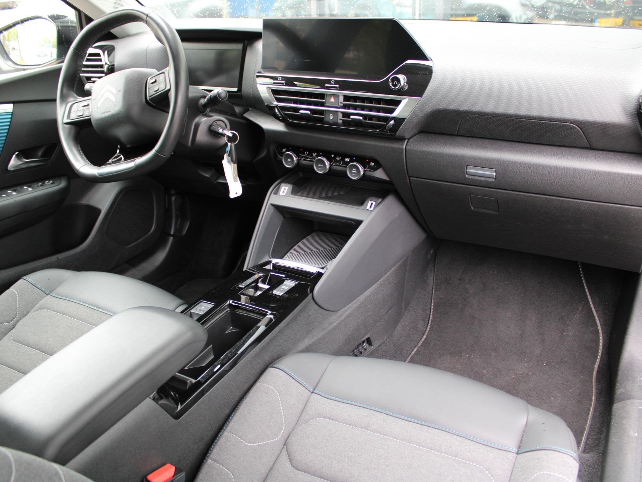 Citroen Ë-C4 Feel Pack 50 kWh | Navi / Camera / Climate, 12 maanden, 136 pk, Gebruikt, 357 km