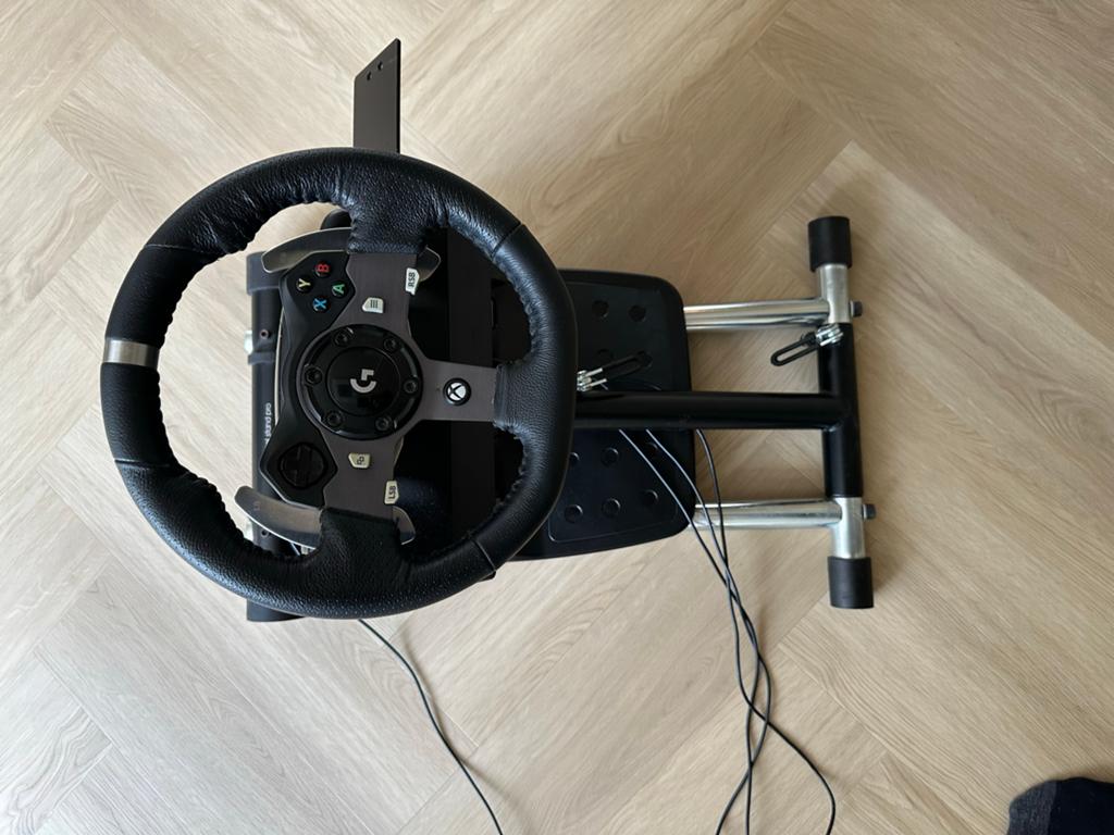 Logitech G920 Racestuur met Pedalen + Wheel Stand Pro, Ophalen, Racestuur, Gebruikt, Xbox