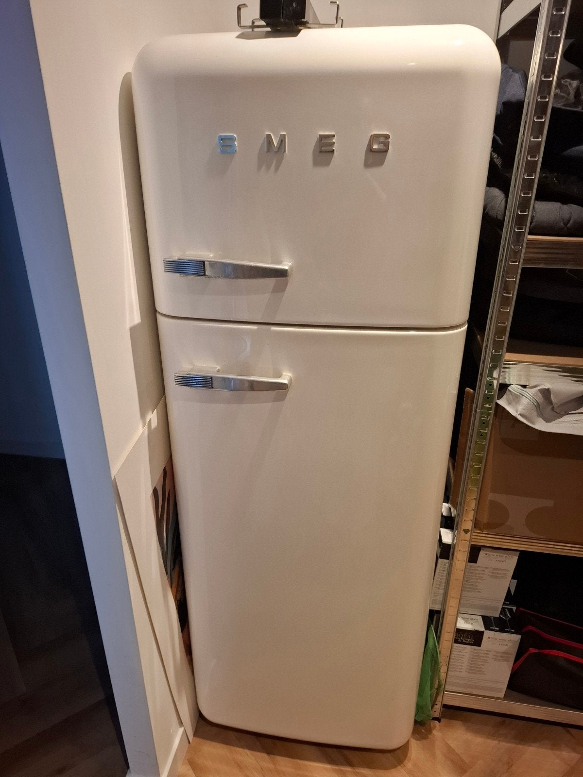 Smeg koelkast met vriesvak - opknapper, Witgoed en Apparatuur, Ophalen, Gebruikt, Met vriesvak