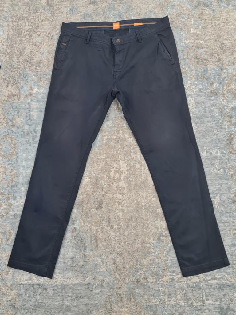 Hugo Boss Schino W38 L34 Slim STRETCH Bronno3834, Kleding | Heren, Broeken en Pantalons, HUGO BOSS Benelux B.V., Blauw, https://group.hugoboss.com/en/company/contact