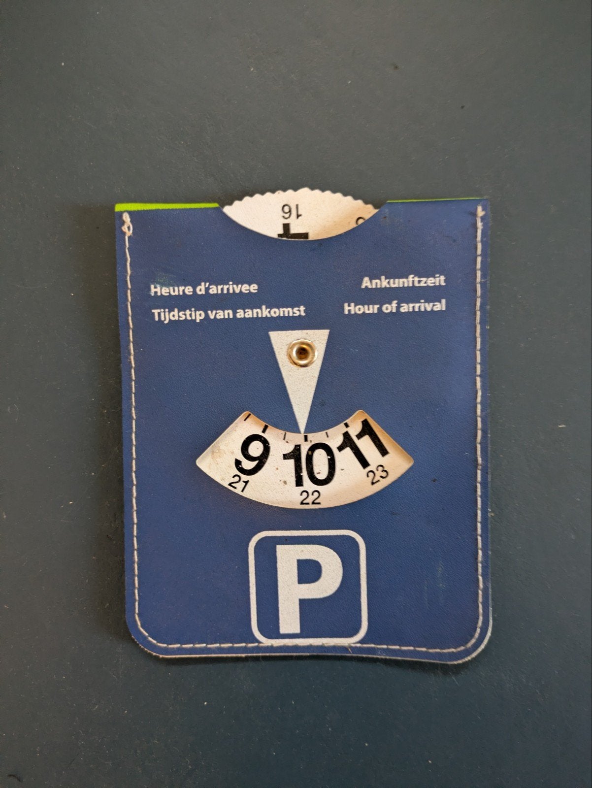 Parkeerschijf voor elektrische auto's - Gratis af te halen, Ophalen, Gebruikt