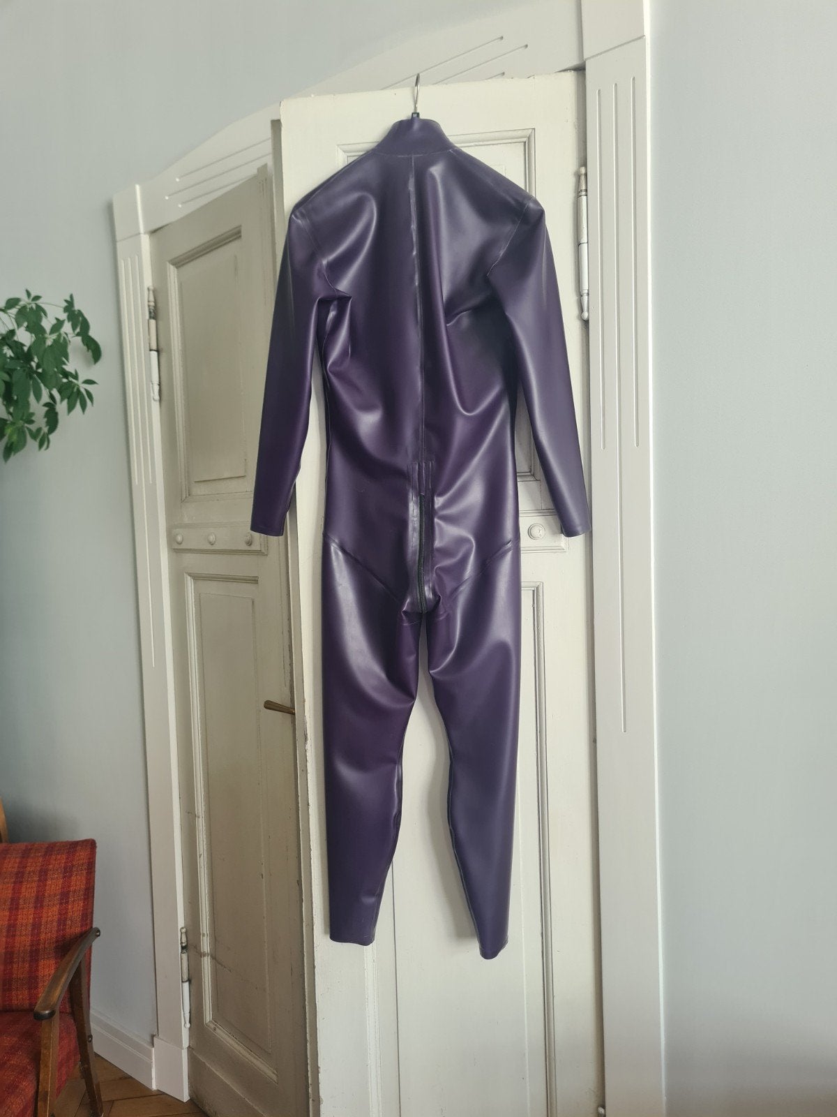 Donkerpaars latex catsuit, maat M 0.45mm, Ophalen of Verzenden, Zo goed als nieuw, Obsimadlatex