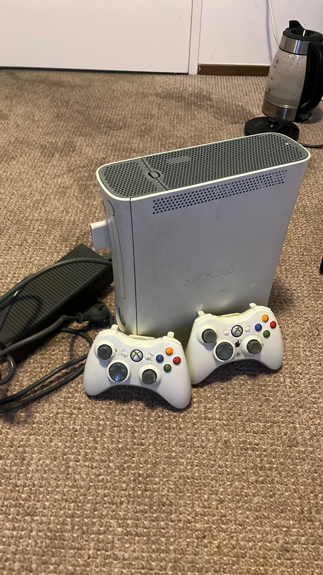 Xbox, Ophalen of Verzenden, Zo goed als nieuw, 250 GB, Met 1 controller