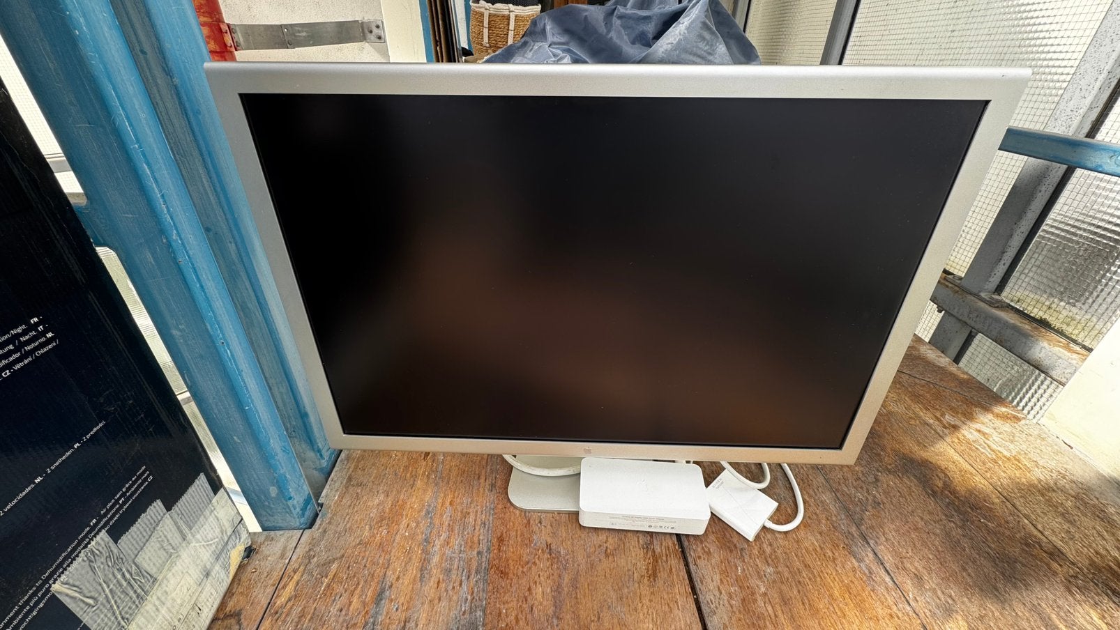 Apple Cinema Display 30” A1083 - 30 inch Aluminium + USB C, Computers en Software, Ophalen, HD, IPS, Zo goed als nieuw