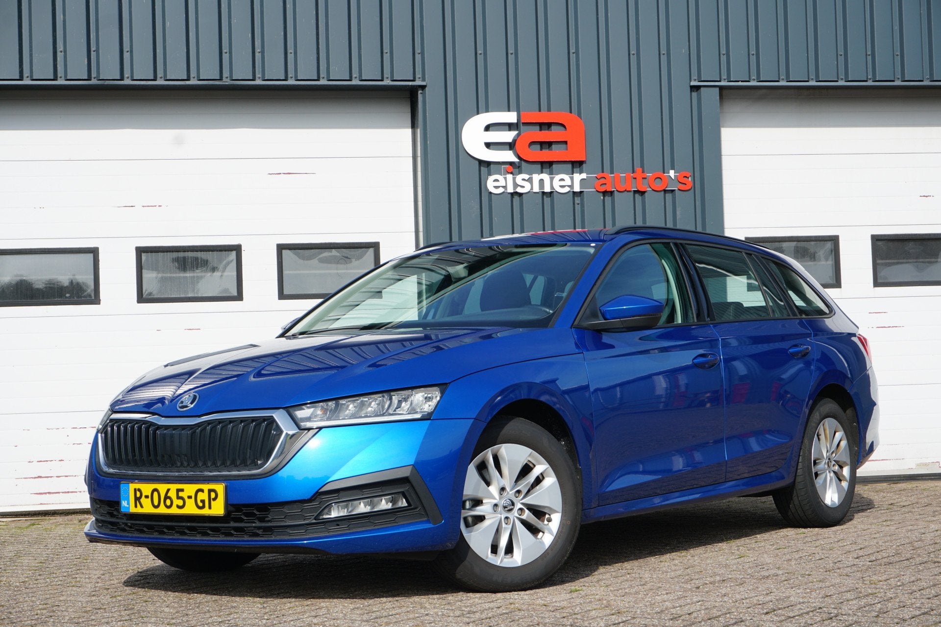 Skoda Octavia Combi 1.0 TSI Ambition | CARPLAY | KEYLESS | C, Auto's, Voorwielaandrijving, Dealer onderhouden, Stof, Gebruikt