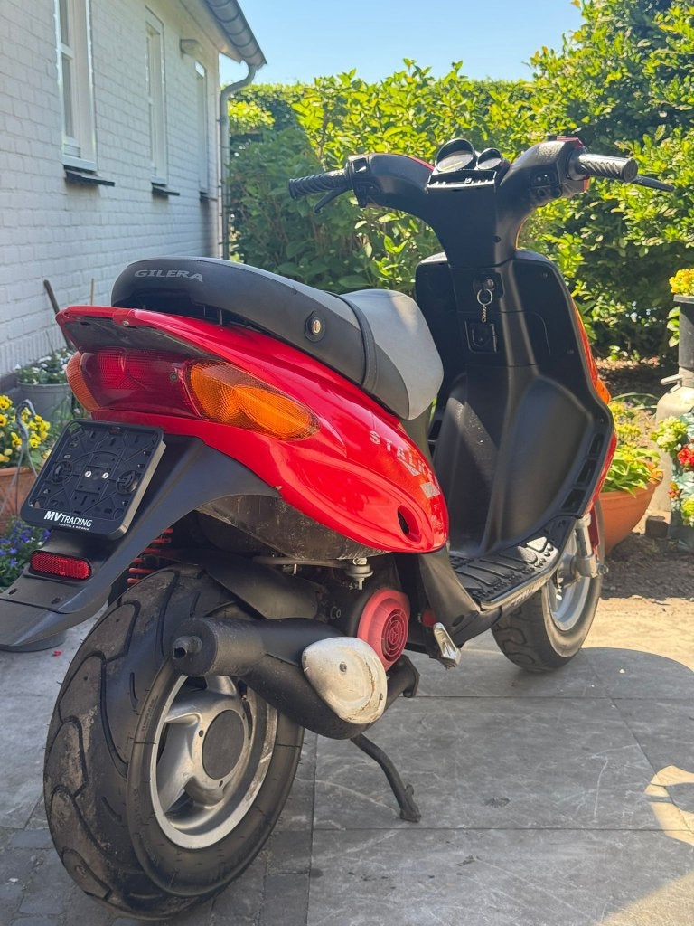 ⭐️Gilera stalker 50cc 2 takt rood nette staat Brom⭐️, Fietsen en Brommers, Scooters | Piaggio, Niet ingevuld, Niet ingevuld, Niet ingevuld