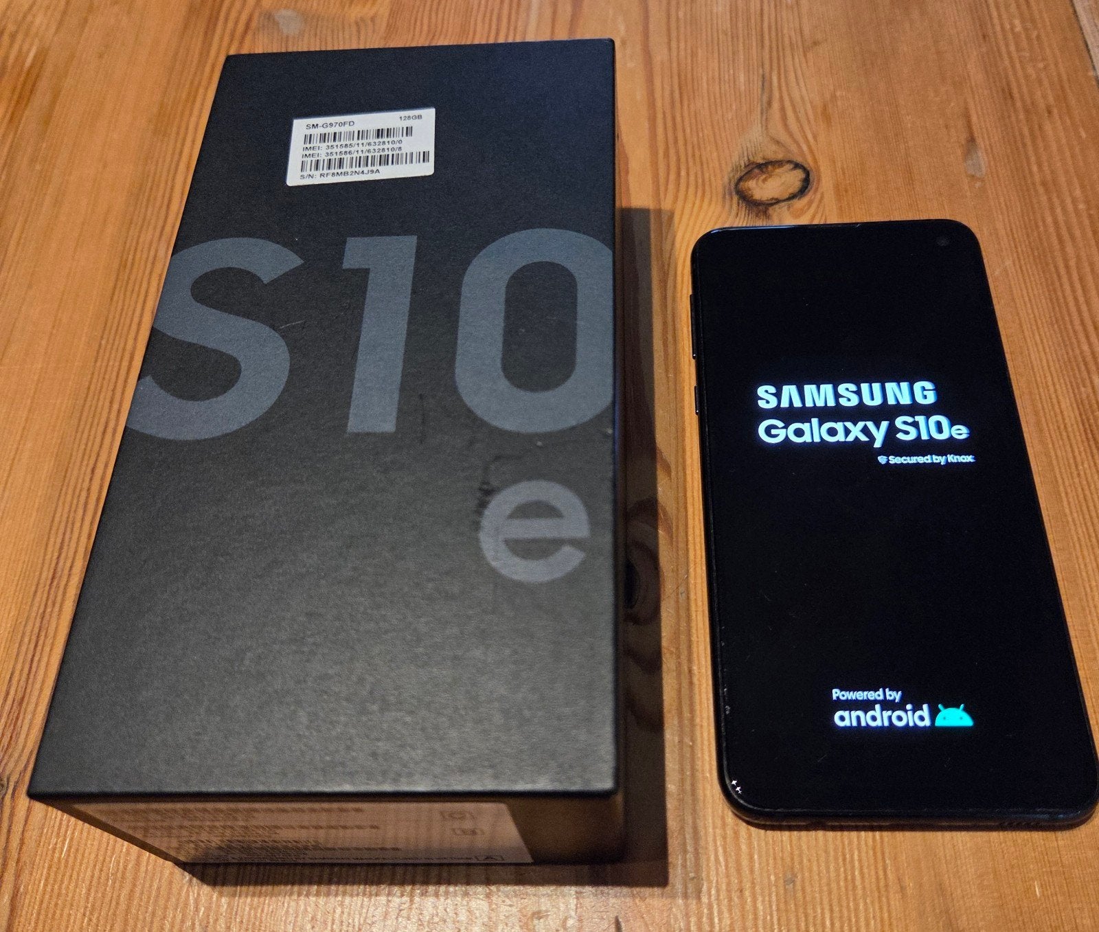 Samsung Galaxy S10e 128GB Dual Sim, zwart, orig. verpakking, Gebruikt, Zwart, Touchscreen, Ophalen of Verzenden