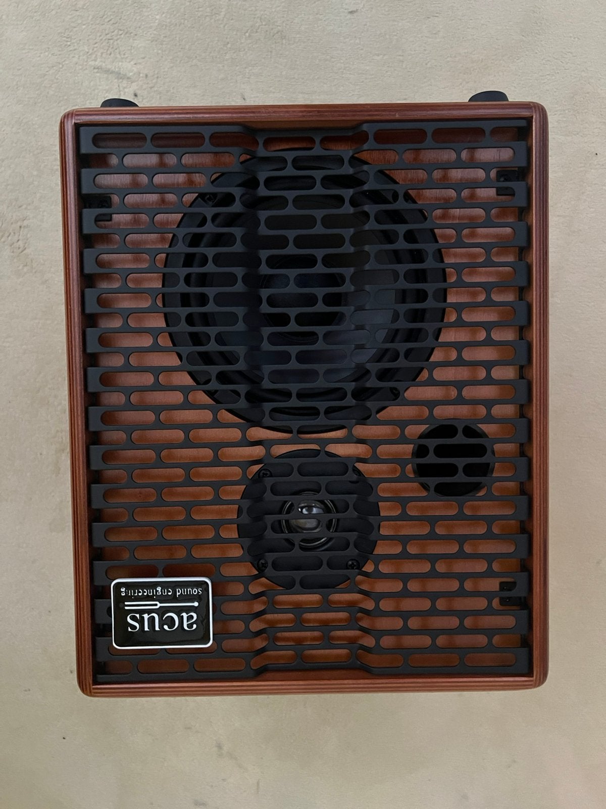 Accus one 6 akoestische gitaarversterker in nieuwstaat !, Ophalen of Verzenden, Zo goed als nieuw, Minder dan 50 watt