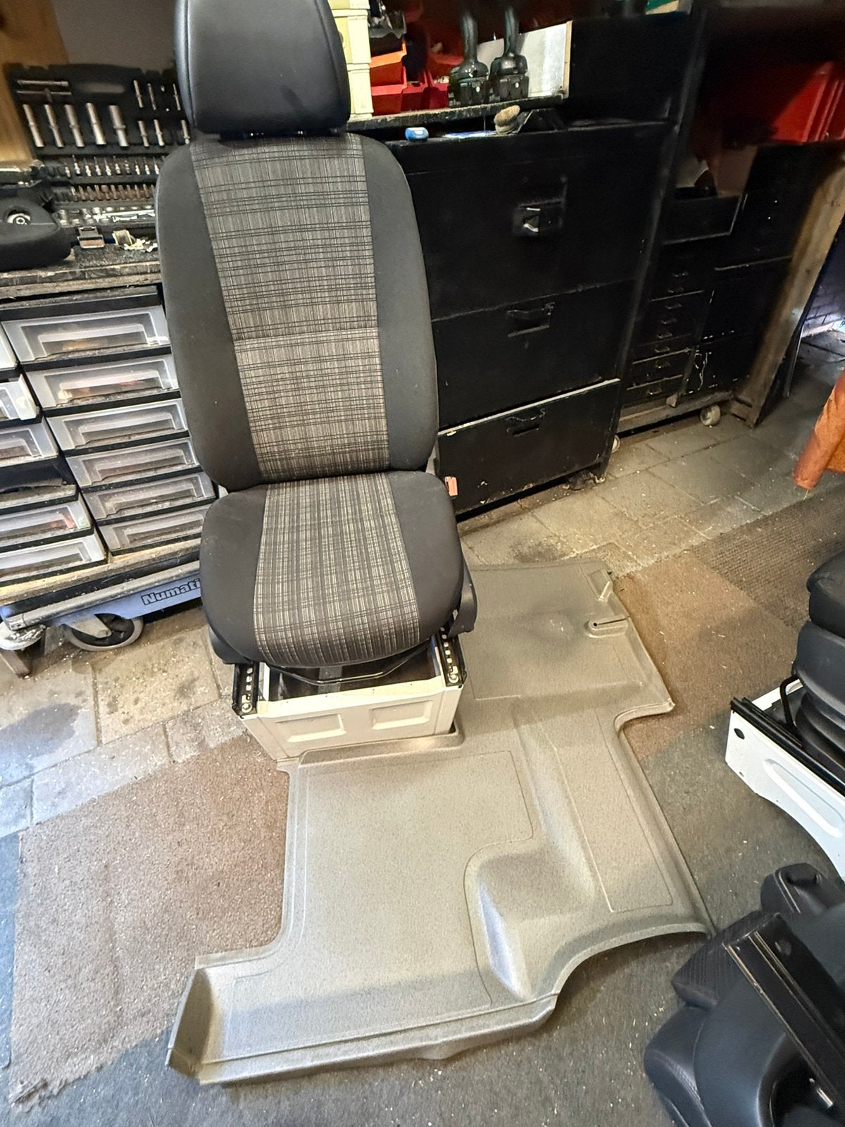 Nette bijrijdersstoel voor mercedes sprinter 906/vw crafter, Auto-onderdelen, Interieur en Bekleding, Ophalen, Gebruikt, Mercedes-Benz