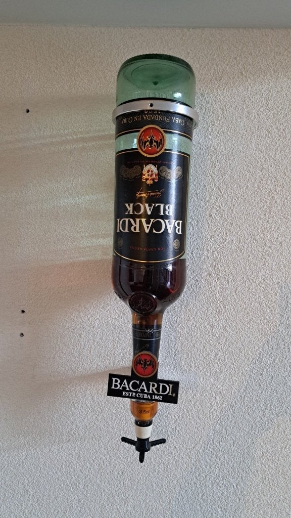 Non drip houder Bacardi Black 3 liter, Ophalen of Verzenden, Zo goed als nieuw
