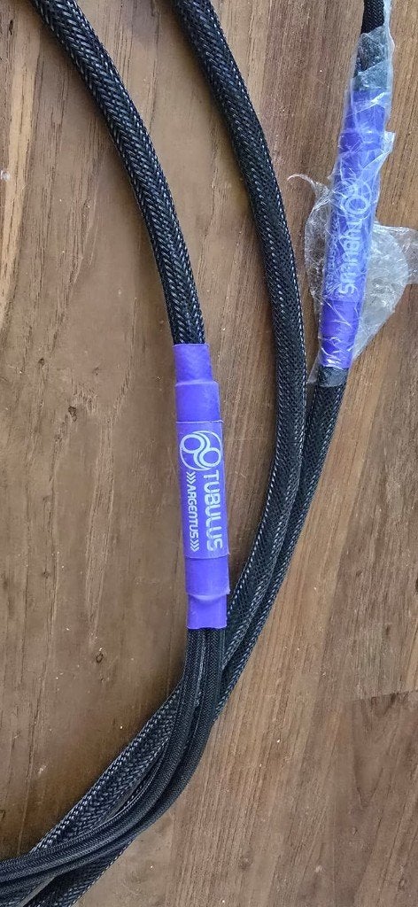 Tubulus Argentus Bass V3 Luidsprekerkabel, Ophalen of Verzenden, Zo goed als nieuw, 2 tot 5 meter, Luidsprekerkabel
