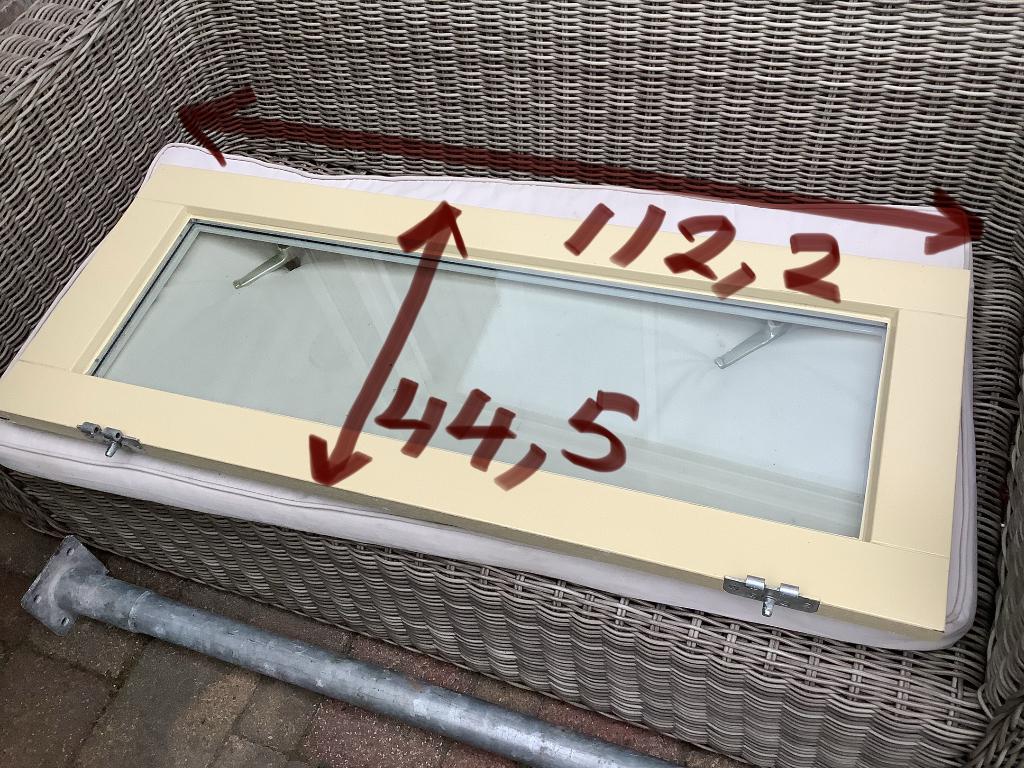 Hardhouten raam, klapraam, bovenraam met dubbel glas, Ophalen, Gevelraam of Ruit, Minder dan 80 cm, Zo goed als nieuw