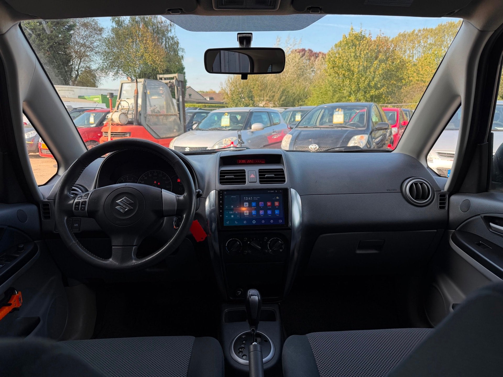 Suzuki SX4 1.6 Comfort | Automaat | Airco | CarPlay |, Auto's, Gebruikt, 4 cilinders, 49 €/maand, Origineel Nederlands