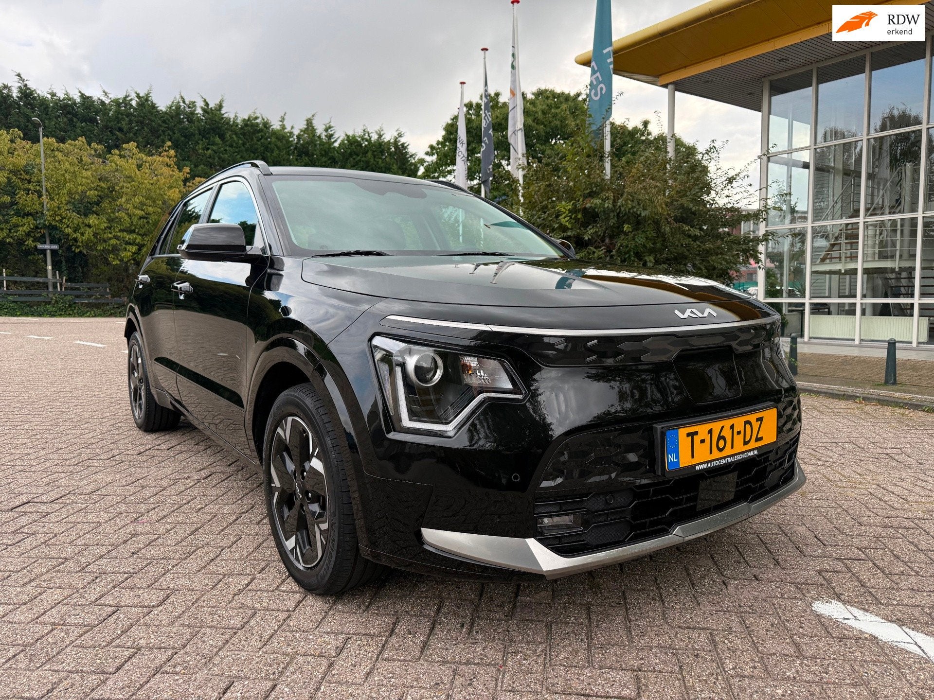 Kia Niro EV DynamicLine 64.8 kWh, Dealer onderhouden, Stof, Gebruikt, 1657 kg