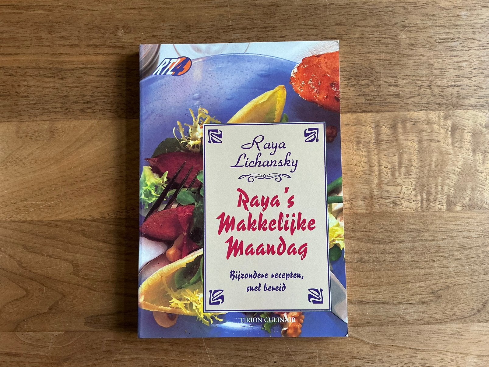 Raya’s makkelijke maandag - Raya Lichansky - RTL 4, Ophalen of Verzenden, Zo goed als nieuw