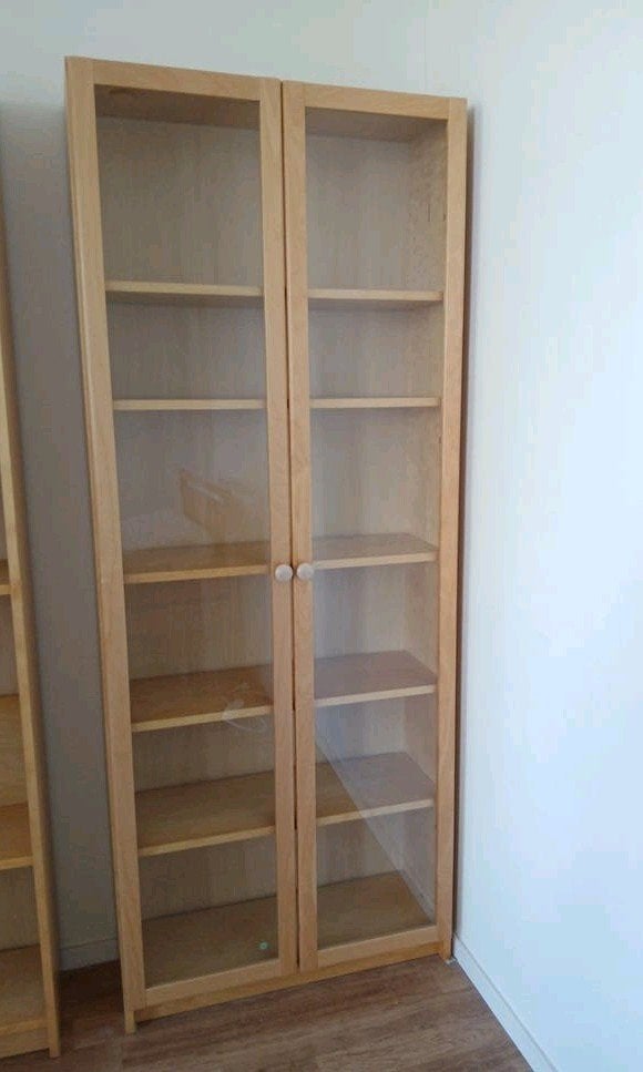 IKEA Billy Boekenkast/ vitrinekast met glazen deuren, Ophalen, Met deur(en), Modern, functioneel, 200 cm of meer