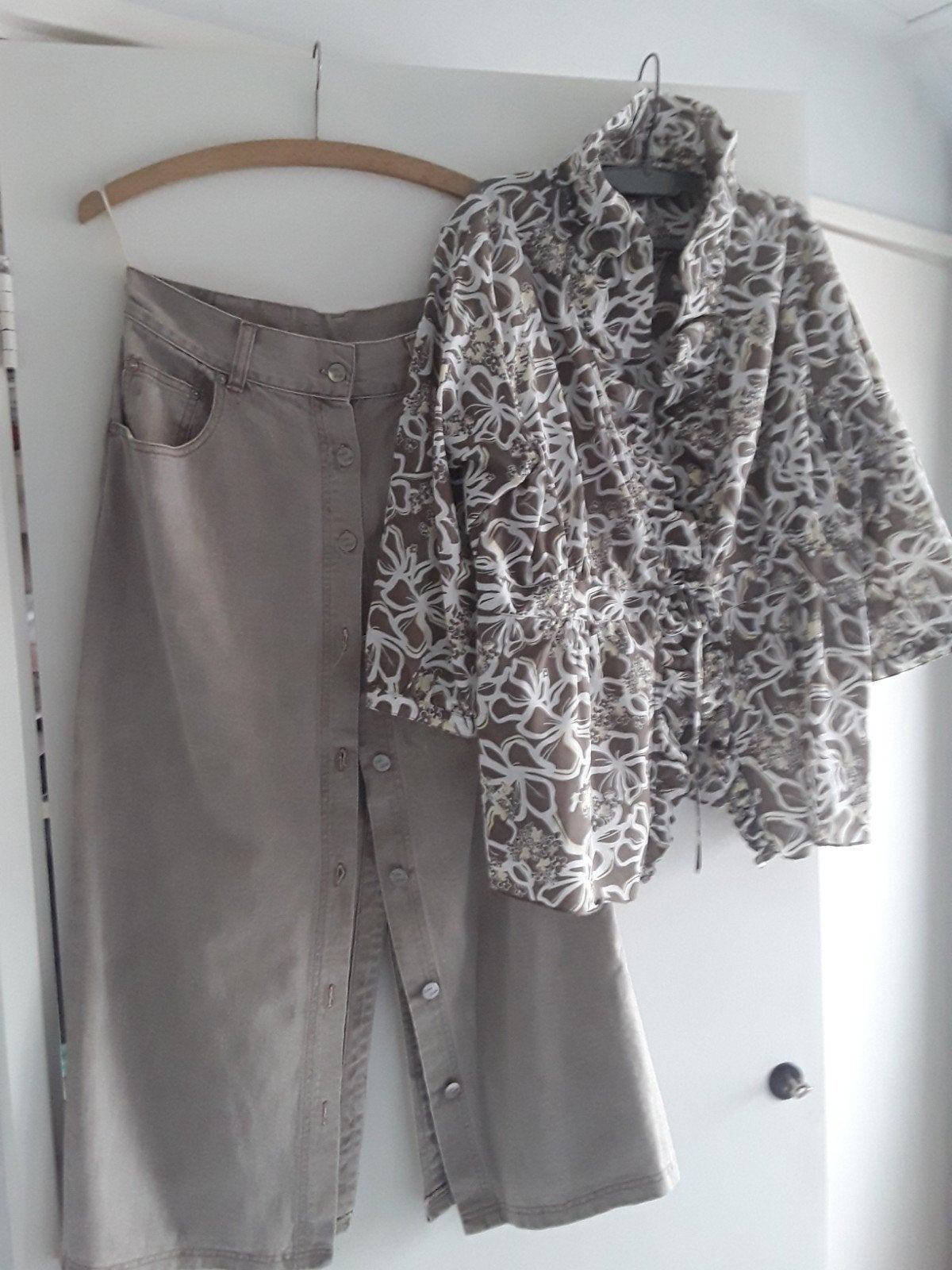 Jeans rok met hesje, Ophalen, Zo goed als nieuw, Maat 38/40 (M)