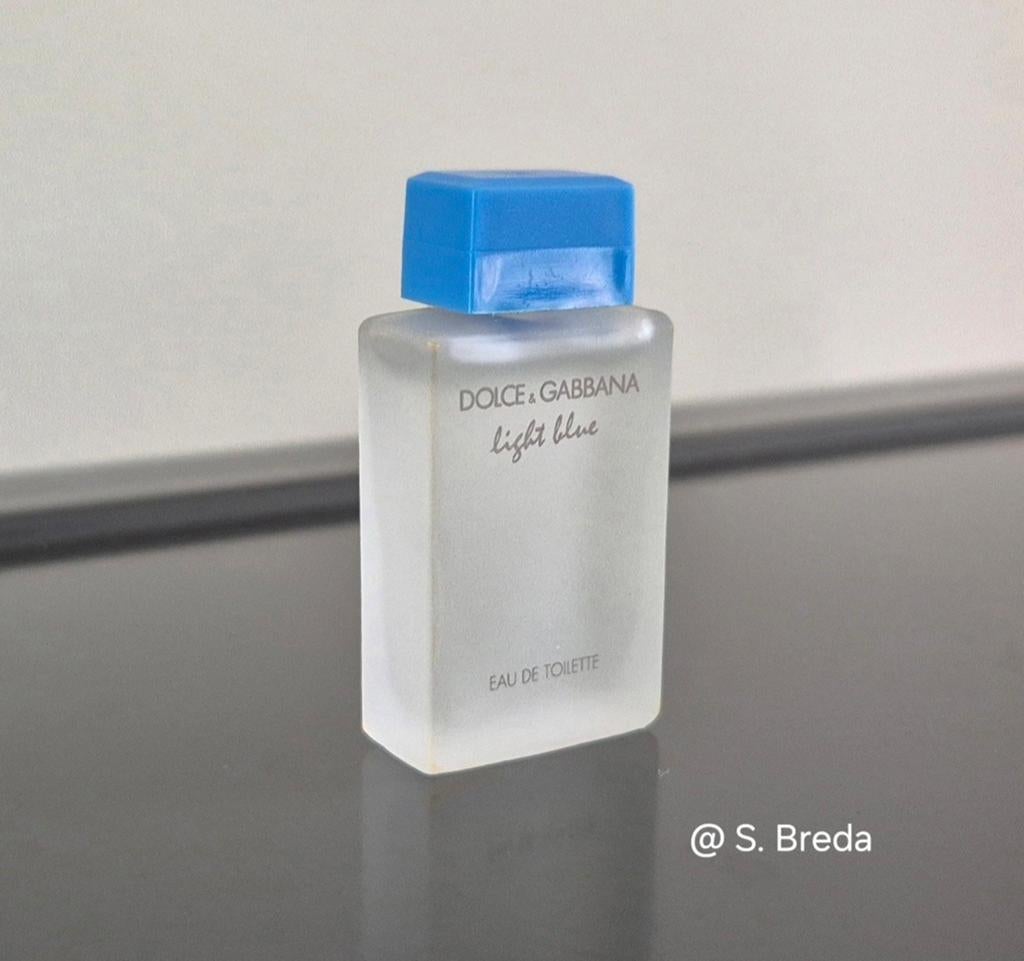 Dolce & Gabanna - Light Blue - Eau de Toilette Miniatuur, Ophalen of Verzenden, Zo goed als nieuw, Miniatuur, Gevuld