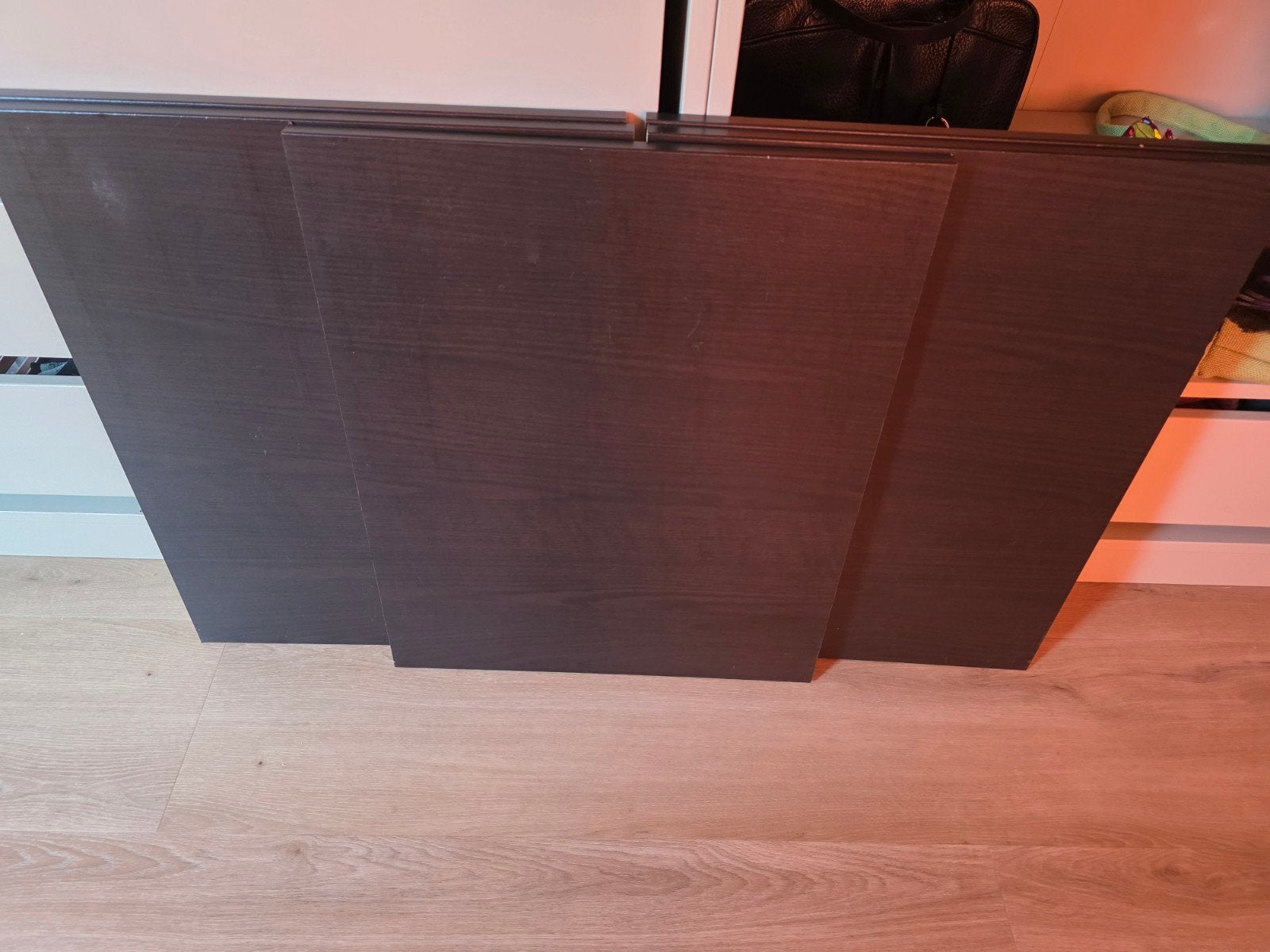 5 bruinzwarte planken voor smalle IKEA Pax kast 46x57 cm, Ophalen, Gebruikt