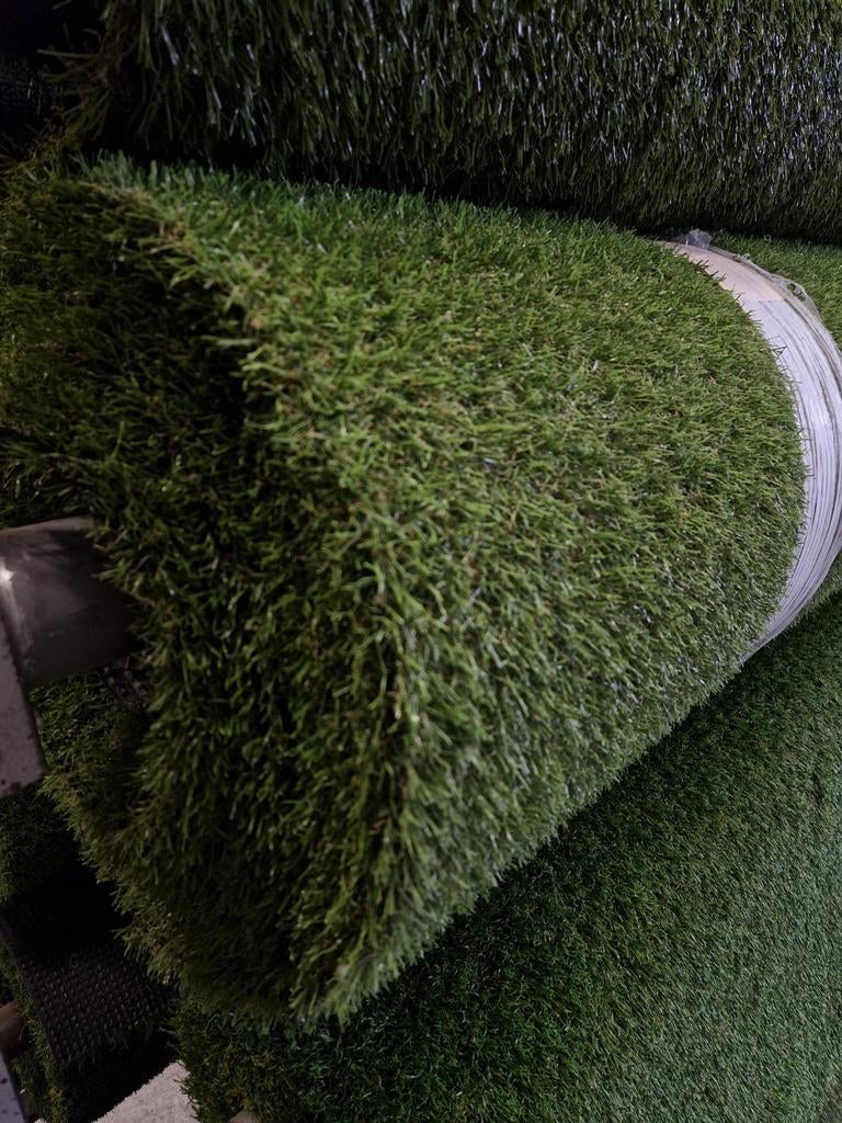 Kunstgras rol nieuw 14mm poolhoogte 9.20 x 4.00 ( 36.8m2), Tuin en Terras, Gras en Kunstgras, Ophalen of Verzenden, Nieuw, 20 m² of meer