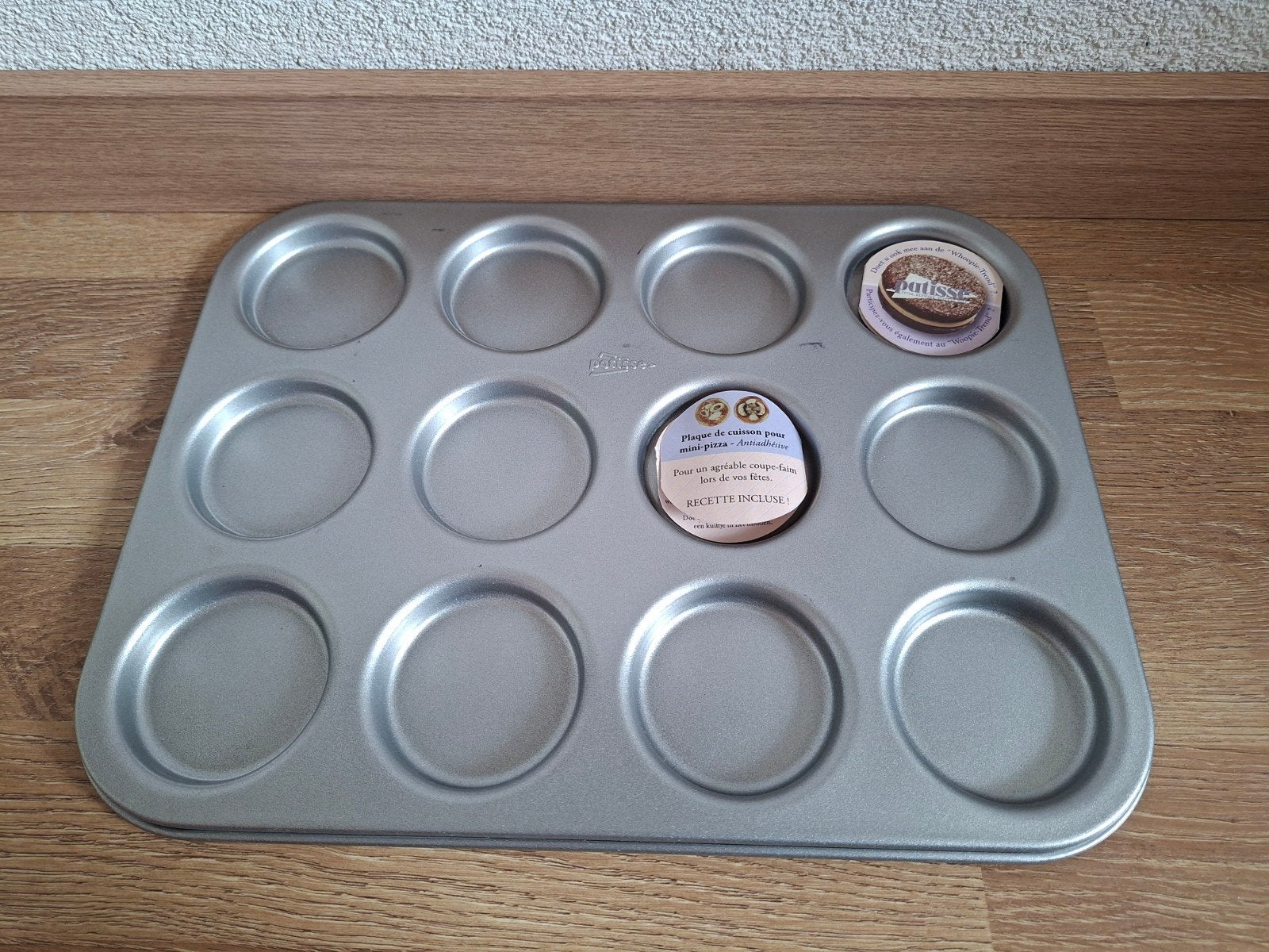 Patisse mini-pizza bakplaat / muffinvorm, Ophalen of Verzenden, Metaal, Grijs, Overige merken
