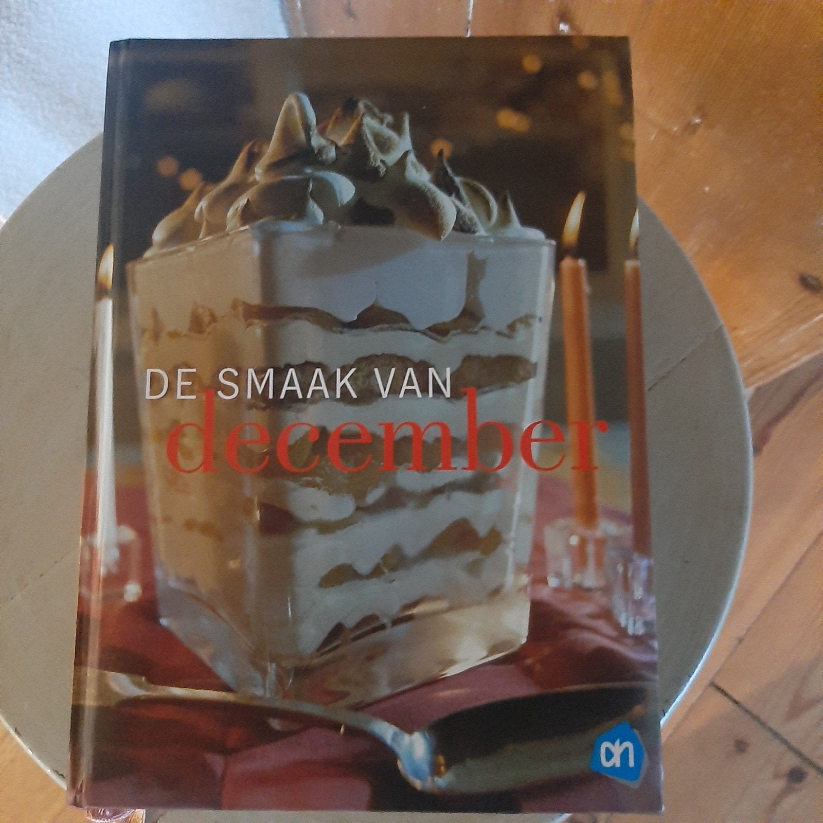 Kookboek Albert Heijn  'de smaak van december', Boeken, Ophalen of Verzenden, Nieuw, Nederland en België, Overige typen