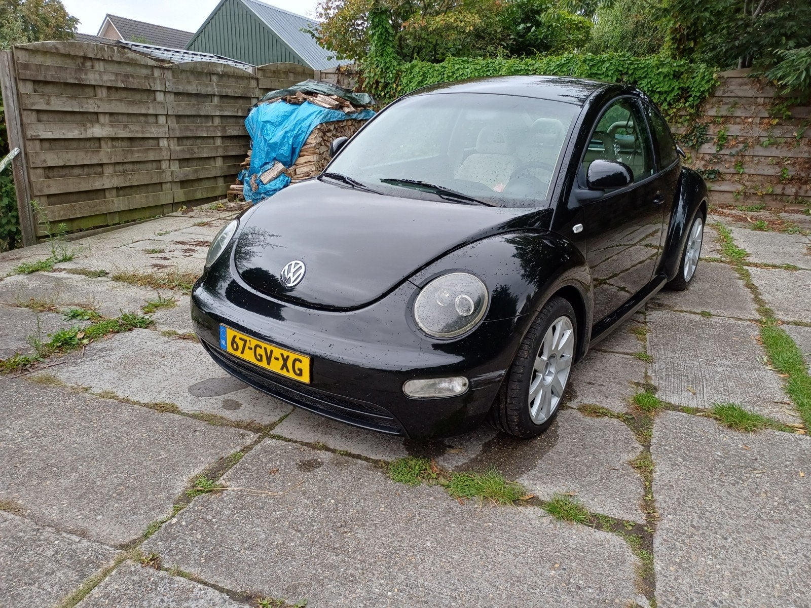 VW New Beetle 2.0 nieuwe APK + distributie 2001 youngtimer, Auto's, Voorwielaandrijving, 1203 kg, Beetle (Kever), 4 cilinders